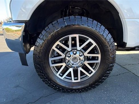 Used 2018 Ford F250 Lariat w/ Lariat Value Package image 10