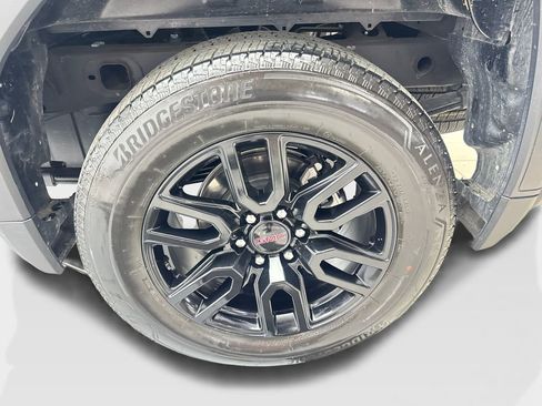 Used 2024 GMC Sierra 1500 Elevation image 84