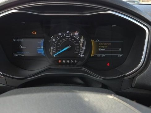 Used 2019 Ford Fusion SEL image 12