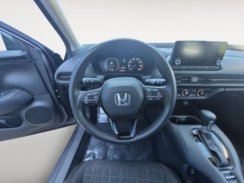 Used 2024 Honda HR-V LX image 12