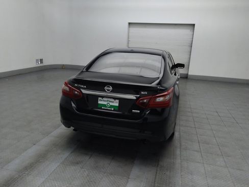 Used 2018 Nissan Altima 2.5 SR w/ SR Special Edition FWD image 7