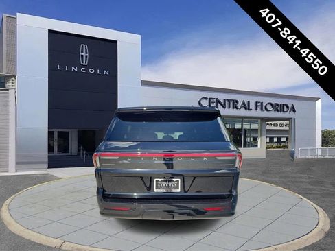 New 2026 Lincoln Navigator L Reserve AWD/4WD image 4