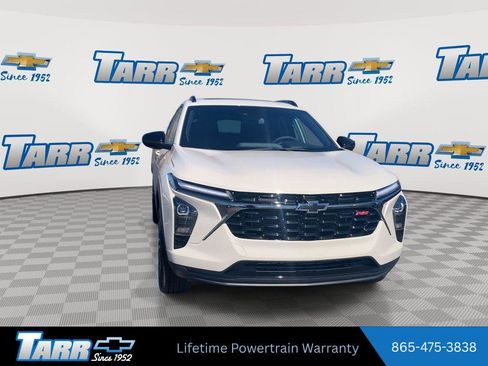 New 2026 Chevrolet Trax RS w/ Sunroof Package FWD image 3