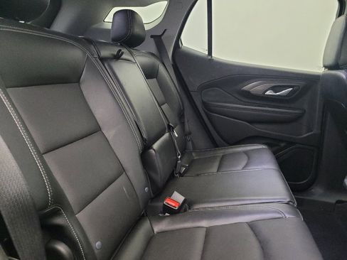 Used 2023 GMC Terrain SLT w/ Tech Package image 19