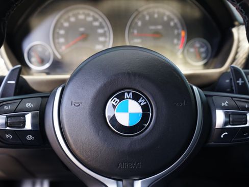 Used 2015 BMW M4 Coupe RWD image 28