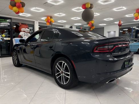 Used 2019 Dodge Charger SXT w/ Plus Group image 10