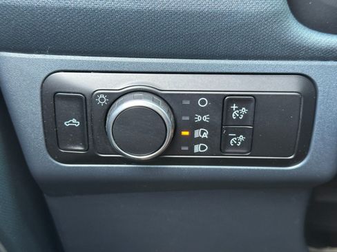 Used 2023 Ford Maverick XL FWD image 16