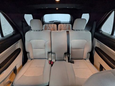 Used 2017 Ford Explorer 4WD image 17