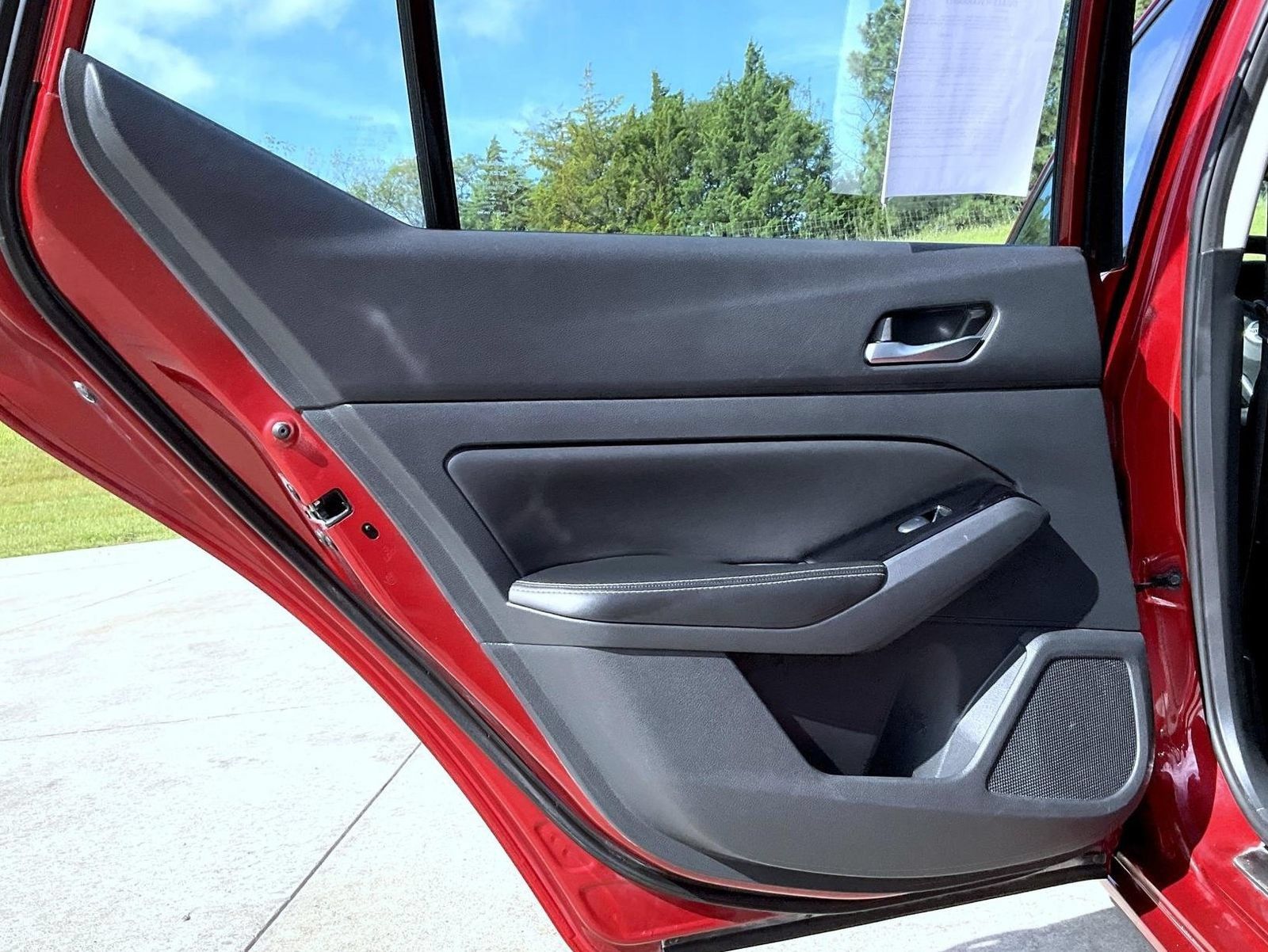 Used 2022 Nissan Altima 2.5 SL FWD image 21