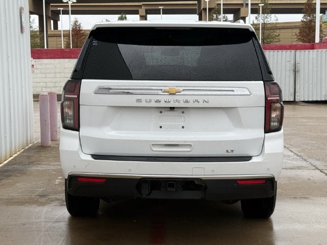 Used 2024 Chevrolet Suburban LT RWD image 5