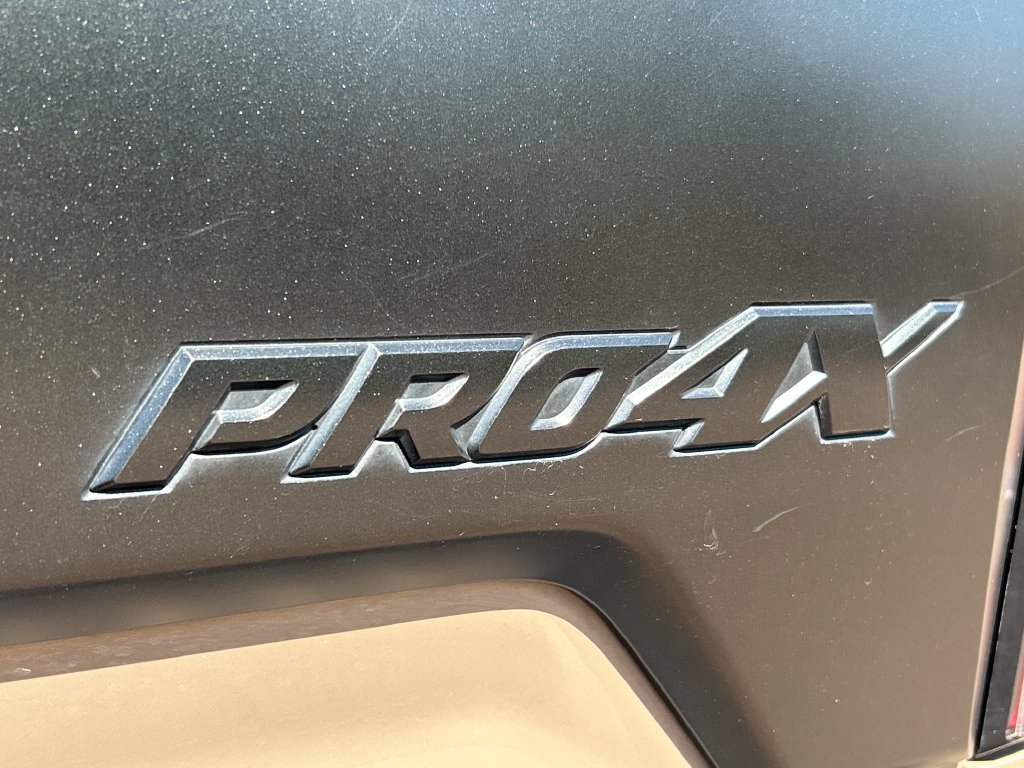 Used 2021 Nissan Titan PRO-4X w/ Pro-4x Convenience Package AWD/4WD image 25