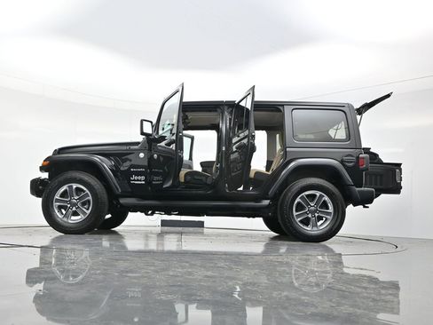 Used 2021 Jeep Wrangler Unlimited Sahara AWD/4WD image 55