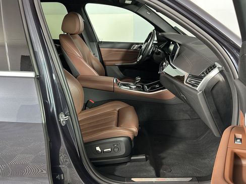 Used 2020 BMW X5 xDrive40i w/ Premium Package AWD/4WD image 34