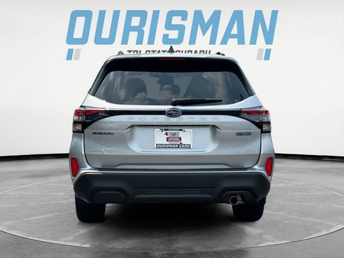 Used 2025 Subaru Forester Touring w/ Touring Package AWD/4WD image 5