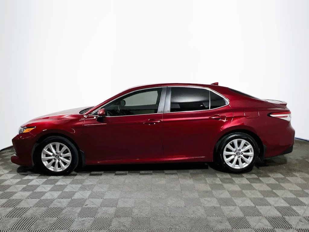 Certified 2019 Toyota Camry LE FWD image 4