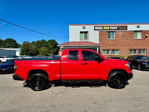 Used 2014 Toyota Tundra SR AWD/4WD image 4