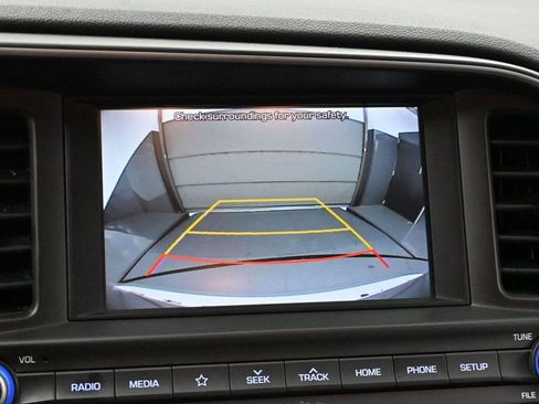 Used 2020 Hyundai Elantra SEL w/ Cargo Package (C1) FWD image 19