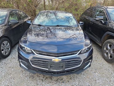 Used 2018 Chevrolet Malibu LT image 2