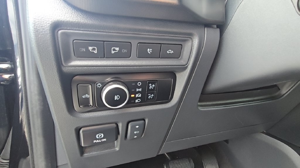 Used 2024 Ford F150 Raptor AWD/4WD image 11