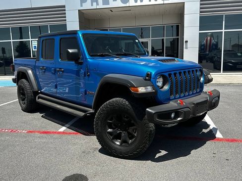 Used 2023 Jeep Gladiator Mojave w/ Cold Weather Group AWD/4WD image 2