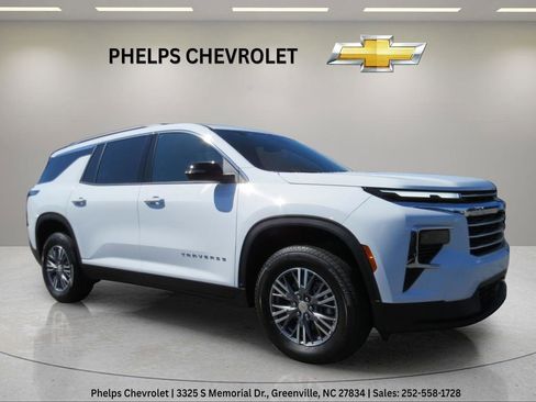 Certified 2026 Chevrolet Traverse LT FWD image 12