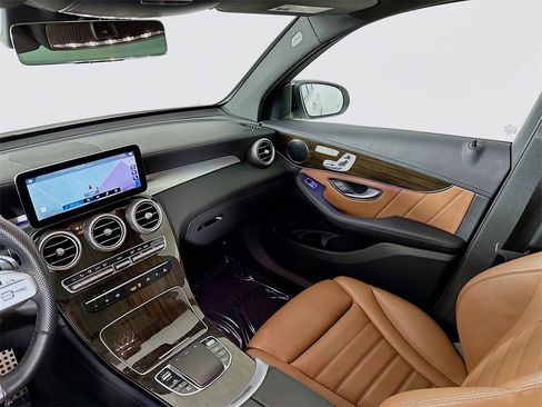 Certified 2022 Mercedes-Benz GLC 43 AMG 4MATIC image 23