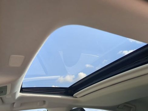 Used 2019 Lexus ES 350 w/ Accessory Package 2 FWD image 18