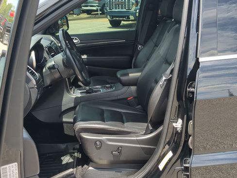 Used 2020 Jeep Grand Cherokee Limited AWD/4WD image 11
