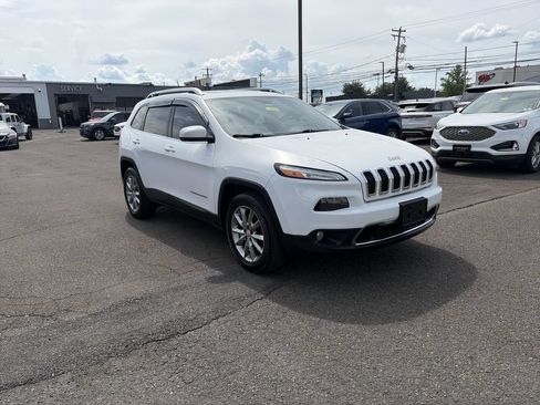 Used 2018 Jeep Cherokee Limited AWD/4WD image 11