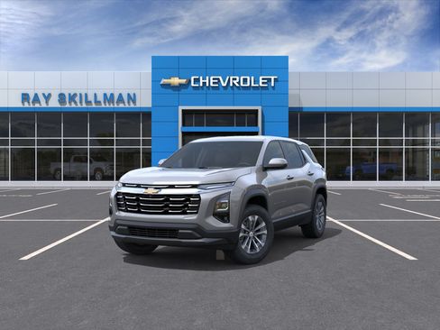 New 2026 Chevrolet Equinox LT w/ Safety and Technology Package FWD image 32