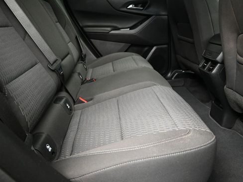 Used 2025 Chevrolet Equinox LT image 22