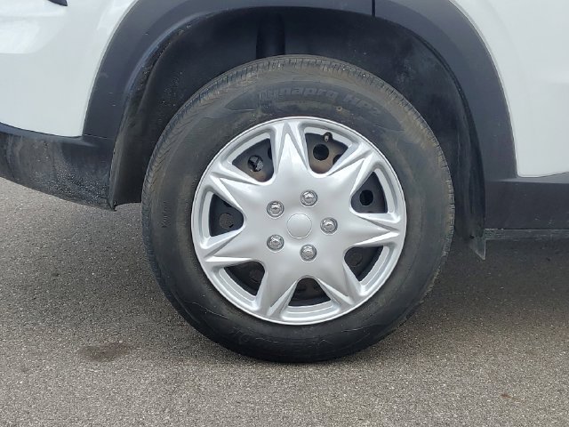 Used 2024 Chevrolet Trax LS FWD image 5