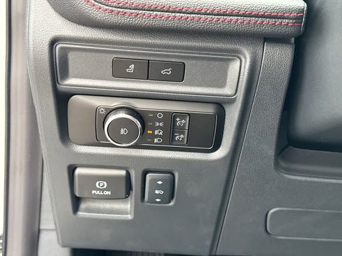 New 2024 Ford Expedition Limited image 32