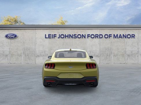 New 2025 Ford Mustang Coupe image 5