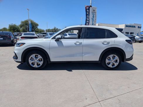 Used 2025 Honda HR-V LX image 2