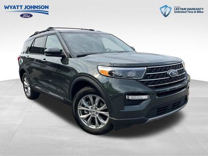 Certified 2024 Ford Explorer XLT w/ Equipment Group 202A