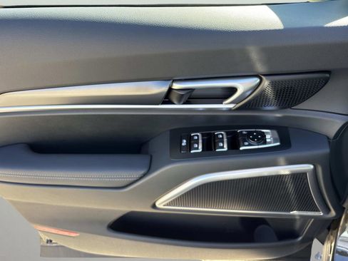 New 2025 Kia Telluride S image 20