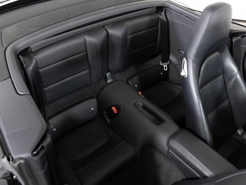 Used 2019 Porsche 911 Turbo image 40