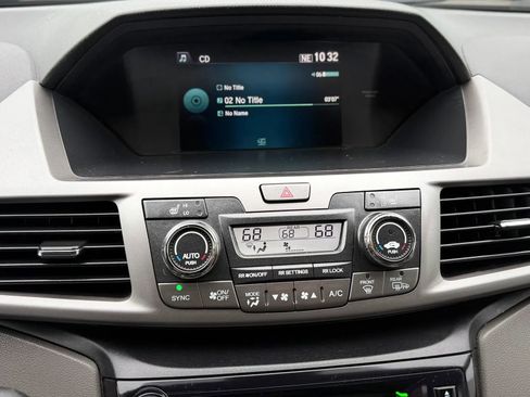 Used 2016 Honda Odyssey EX-L image 17
