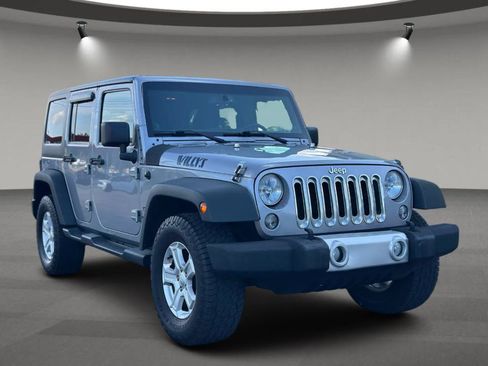 Used 2014 Jeep Wrangler Unlimited Sport w/ Quick Order Package 24S AWD/4WD image 9