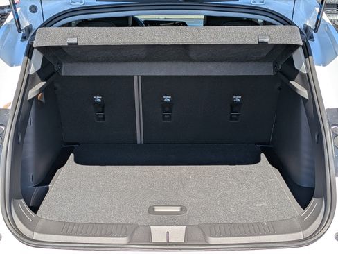 Used 2025 Chevrolet Trax ACTIV w/ Driver Confidence Package image 7