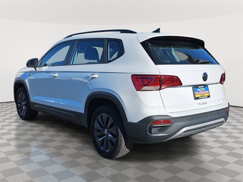Used 2022 Volkswagen Taos S w/ IQ Drive S Package image 7