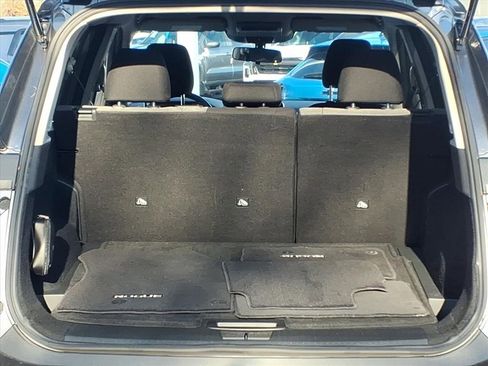 Used 2023 Nissan Rogue SV image 19