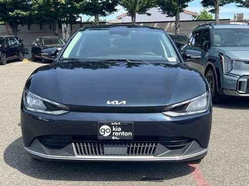 Certified 2024 Kia EV6 Light RWD image 4