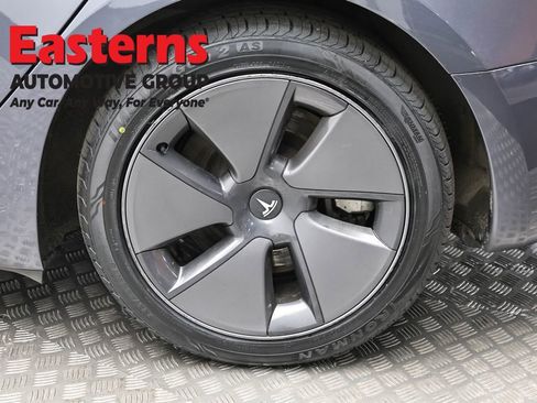 Used 2023 Tesla Model 3 Standard Range RWD image 8
