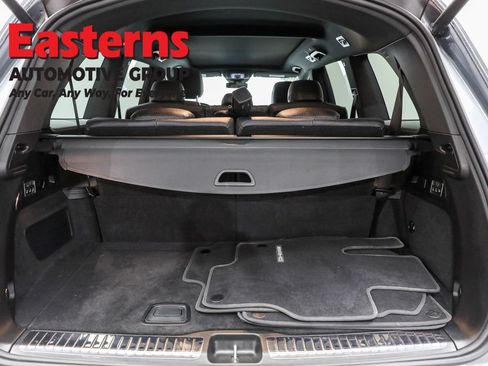 Used 2024 Mercedes-Benz GLS 450 4MATIC w/ AMG Line Exterior image 9