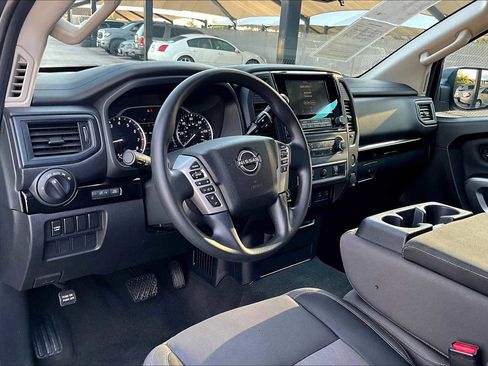Used 2024 Nissan Titan SV w/ Accessory Utility Package image 31