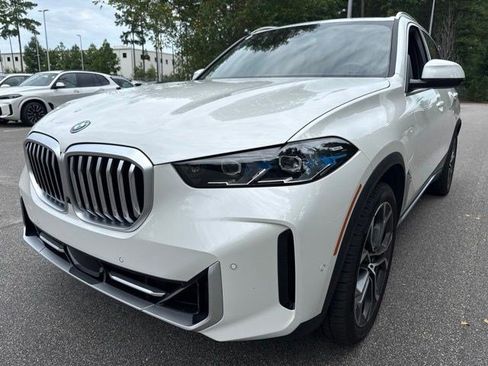 Used 2026 BMW X5 xDrive50e AWD/4WD image 1