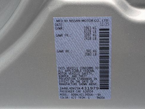 New 2025 Nissan Altima 2.5 SV image 32