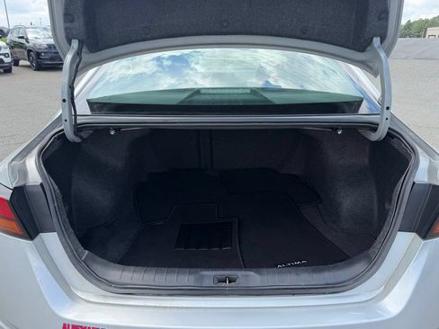 Used 2022 Nissan Altima 2.5 S FWD image 5